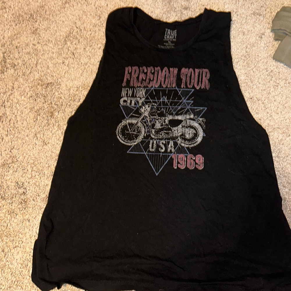 Tank top/ muscle shirt